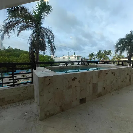 Aldea Thai Beachfront Condominios