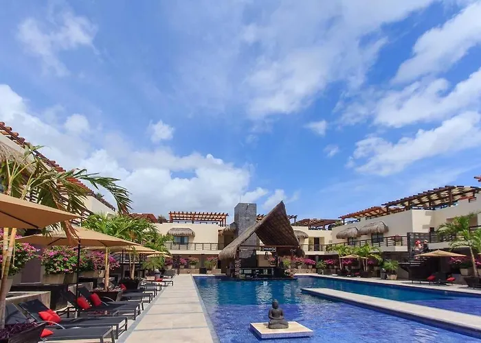 Aldea Thai Beachfront