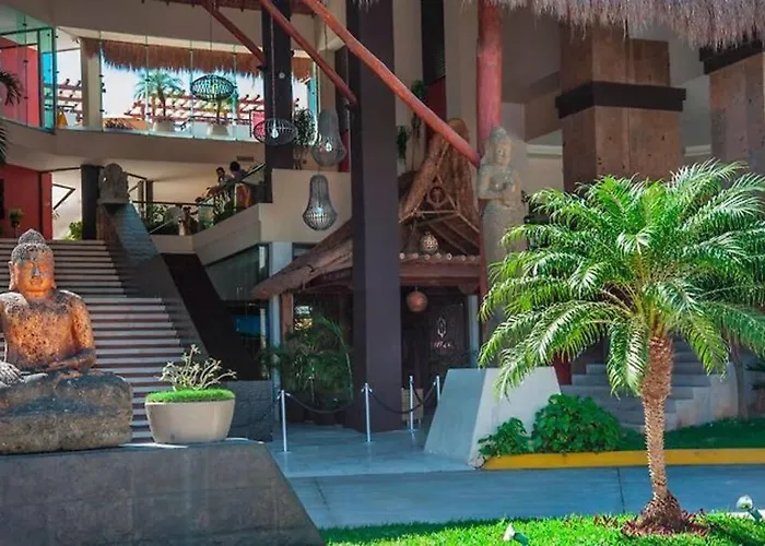 Aldea Thai Beachfront Apartamento Playa del Carmen