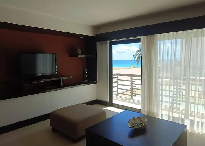 Aldea Thai Beachfront Apartamento Playa del Carmen