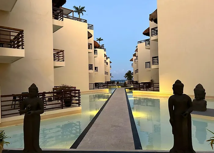 Aldea Thai Beachfront Apartment Playa del Carmen