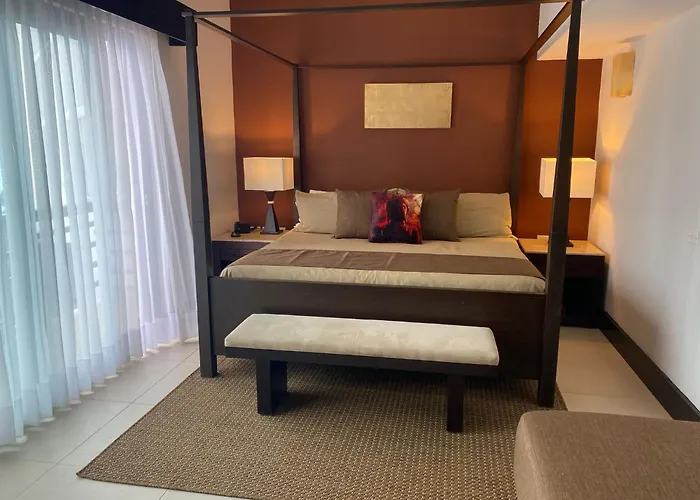 Aldea Thai Beachfront