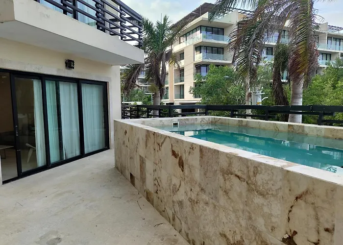 Aldea Thai Beachfront *
