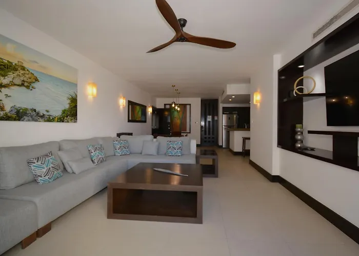 Aldea Thai Beachfront Apartamento *